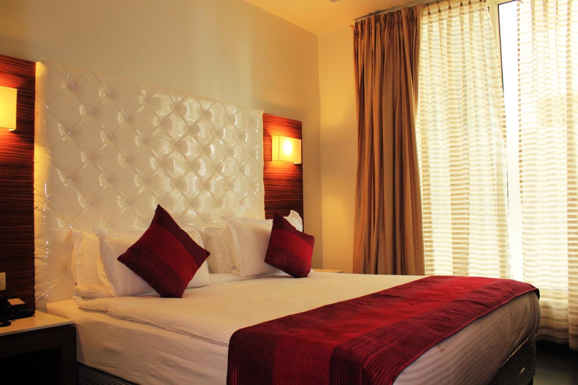 Hotel Ivory 32 Нью-Дели Экстерьер фото